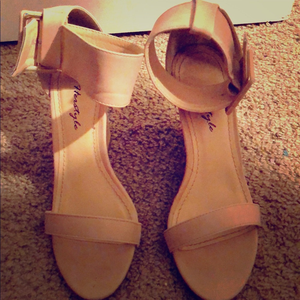 Women’s Shoes